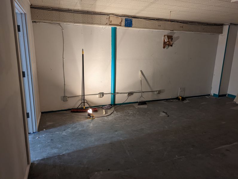 File:New-basement-room-5.jpg